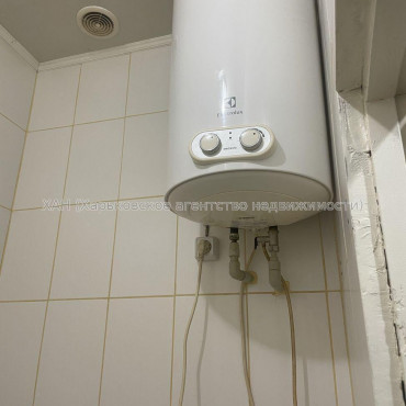 Продам квартиру, Валерия Романовского ул. , 1  ком., 20 м², косметический ремонт 