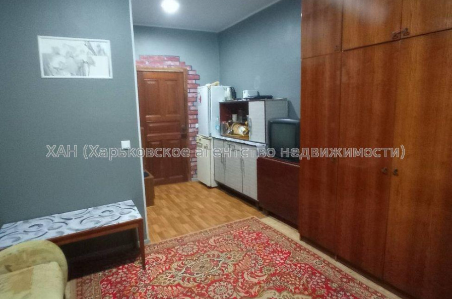 Продам квартиру, Камышева ул. , 1  ком., 23 м², капитальный ремонт 