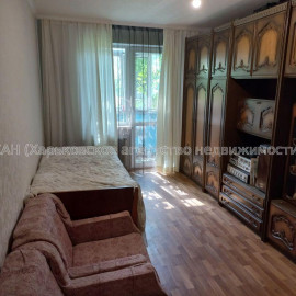 Продам квартиру, Владислава Зубенко ул. , 2  ком., 44 м², косметический ремонт