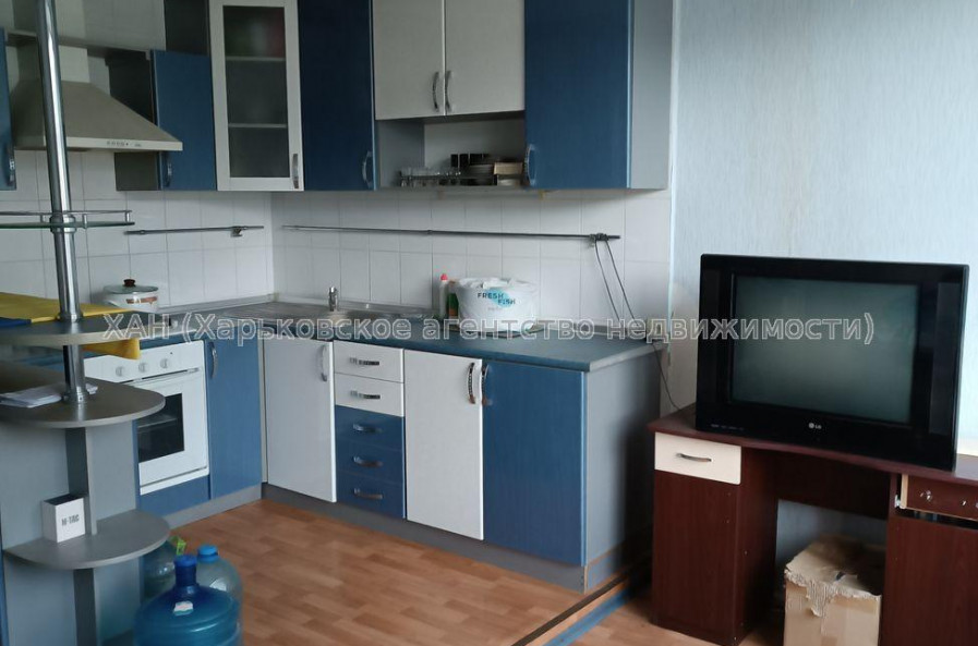 Продам квартиру, Мира ул. , 1  ком., 48 м², косметический ремонт 