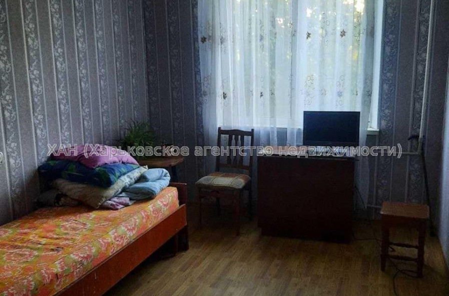 Продам квартиру, 92-й бригады ул. , 2 кім., 55 м², советский ремонт 