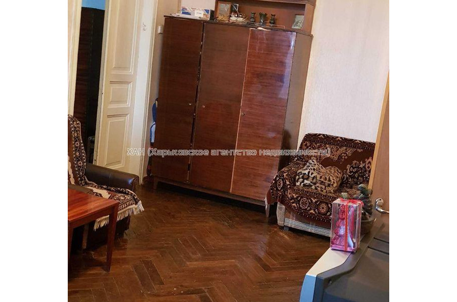 Продам квартиру, Классический пер. , 2  ком., 50 м², советский ремонт 