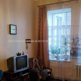 Продам квартиру, Классический пер. , 2 кім., 50 м², советский ремонт