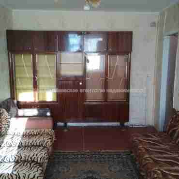 Здам квартиру, Валентиновская ул. , 2 кім., 45 м², советский ремонт 