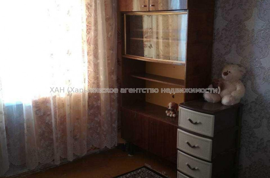 Здам квартиру, Валентиновская ул. , 2 кім., 45 м², советский ремонт 