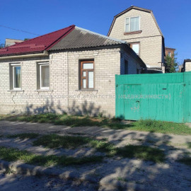 Продам будинок, Добролюбова ул. , 160 м², 3 соток, косметический ремонт