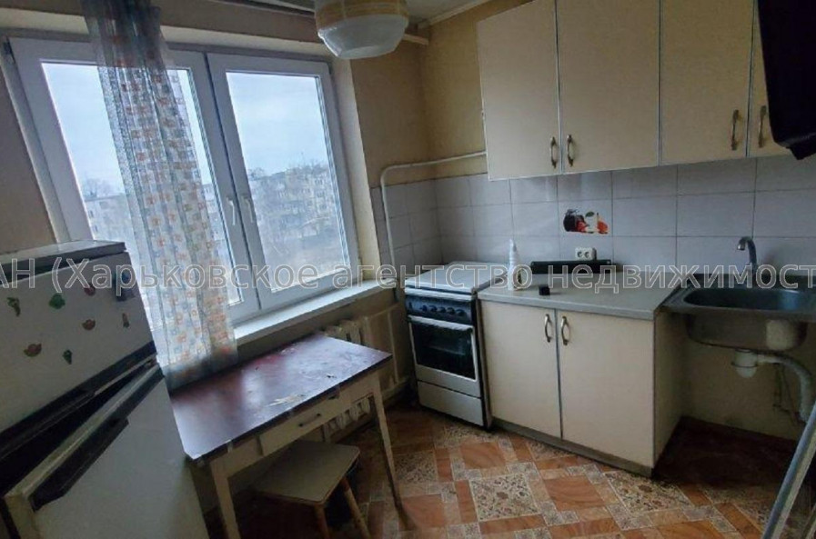 Сдам квартиру, Науки просп. , 2  ком., 40 м², косметический ремонт 