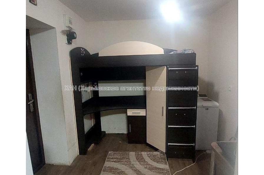 Продам квартиру, Юбилейный просп. , 1 кім., 17 м², косметический ремонт 