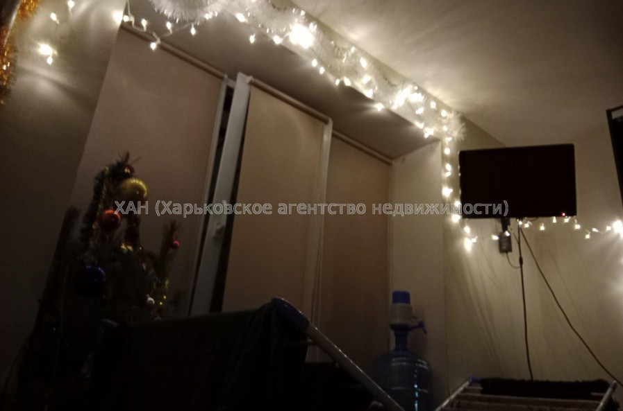 Продам квартиру, Юбилейный просп. , 1 кім., 17 м², косметический ремонт 