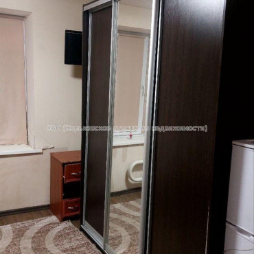 Продам квартиру, Юбилейный просп. , 1 кім., 17 м², косметический ремонт 