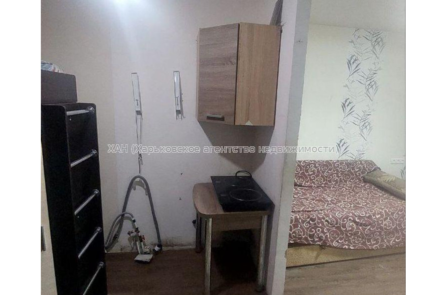 Продам квартиру, Юбилейный просп. , 1 кім., 17 м², косметический ремонт 