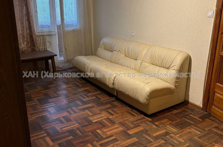 Продам квартиру, 92-й бригады ул. , 2  ком., 54.60 м², советский ремонт 