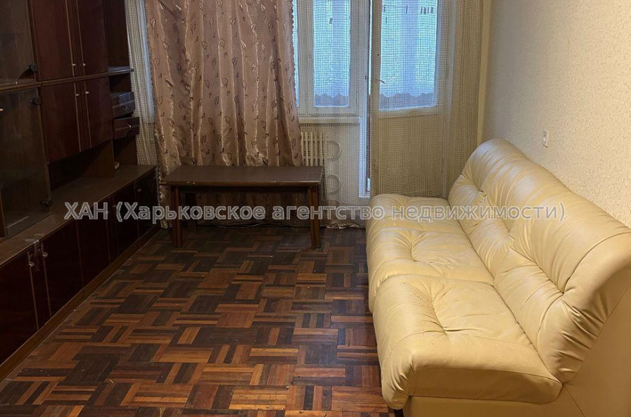 Продам квартиру, 92-й бригады ул. , 2  ком., 54.60 м², советский ремонт 