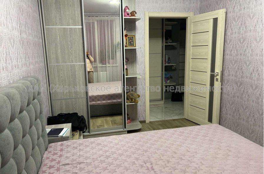 Продам квартиру, Льва Ландау просп. , 2  ком., 55 м², капитальный ремонт 