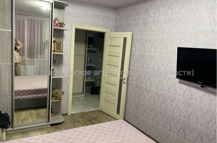 Продам квартиру, Льва Ландау просп. , 2  ком., 55 м², капитальный ремонт 