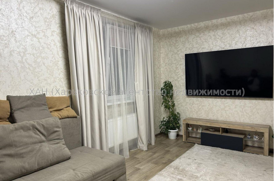 Продам квартиру, Льва Ландау просп. , 2  ком., 55 м², капитальный ремонт 