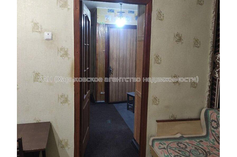 Продам квартиру, Магистральная ул. , 2 кім., 43.80 м², косметический ремонт 