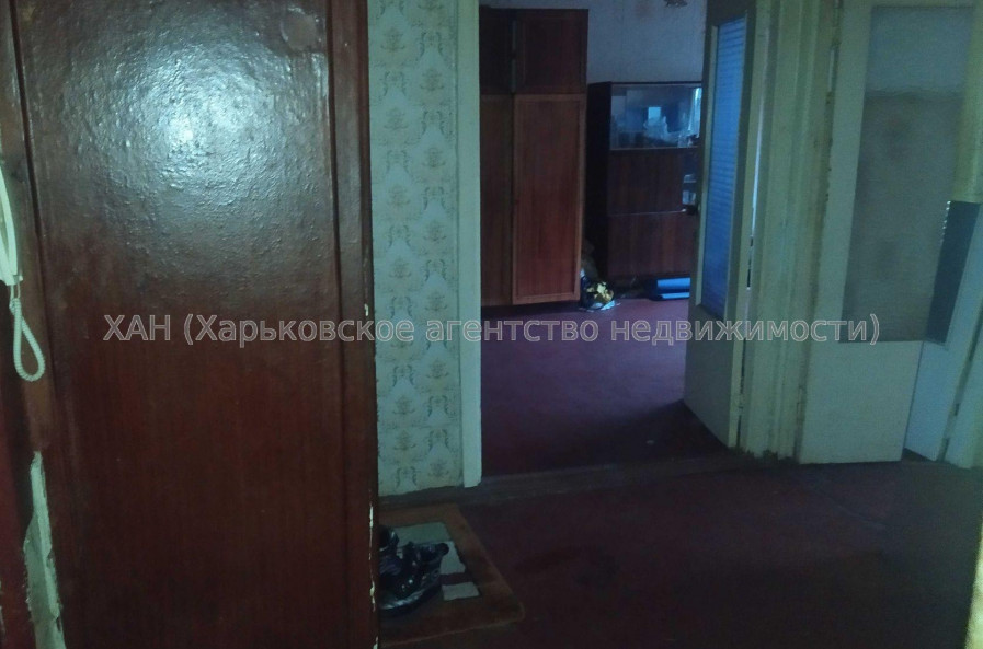 Продам квартиру, Владислава Зубенко ул. , 3  ком., 72.50 м², без ремонта 