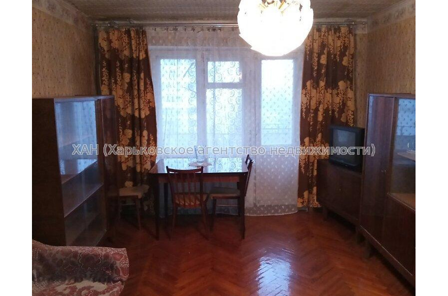 Продам квартиру, 23 Августа ул. , 1  ком., 34.70 м², советский ремонт 