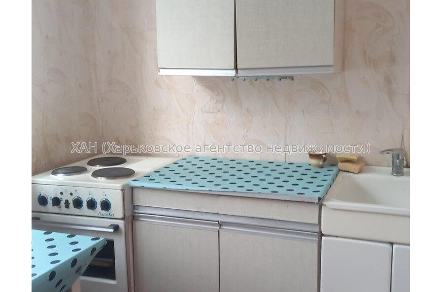 Продам квартиру, Ахсарова Энвера ул. , 1  ком., 33 м², косметический ремонт 