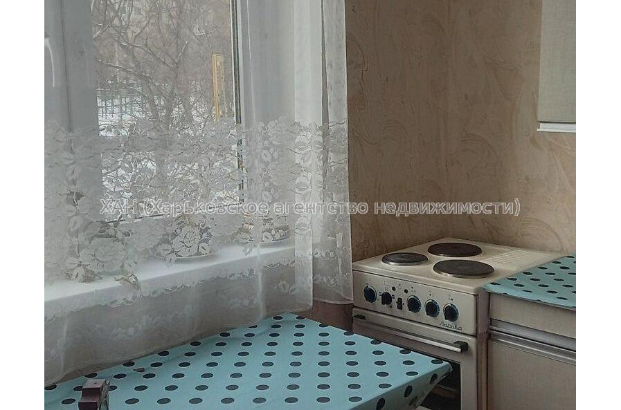 Продам квартиру, Ахсарова Энвера ул. , 1  ком., 33 м², косметический ремонт 