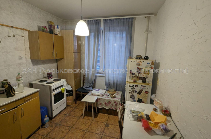 Продам квартиру, Холодногорская ул. , 2  ком., 52.70 м², советский ремонт 