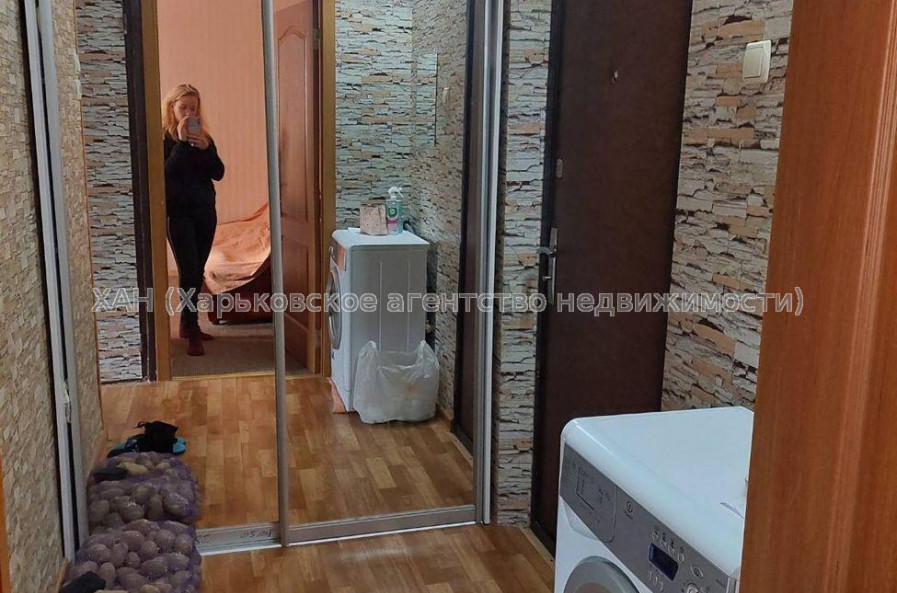 Продам квартиру, Людвига Свободы просп. , 1  ком., 33 м², косметический ремонт 