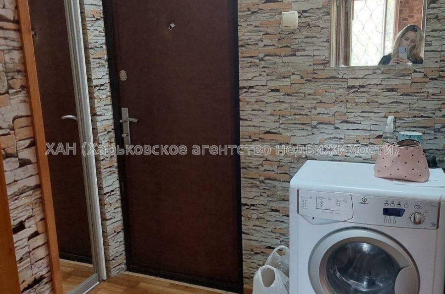 Продам квартиру, Людвига Свободы просп. , 1  ком., 33 м², косметический ремонт 