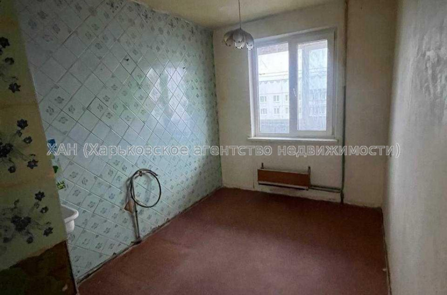 Продам квартиру, 92-й бригады ул. , 3  ком., 71 м², без отделочных работ 