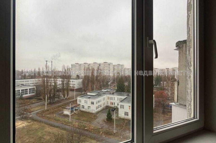 Продам квартиру, 92-й бригады ул. , 3  ком., 71 м², без отделочных работ 