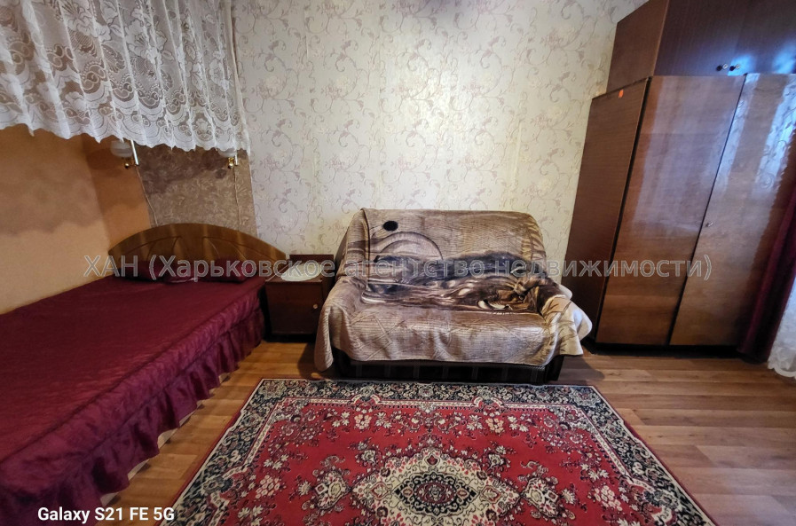 Продам квартиру, Юбилейный просп. , 3 кім., 64 м², косметический ремонт 