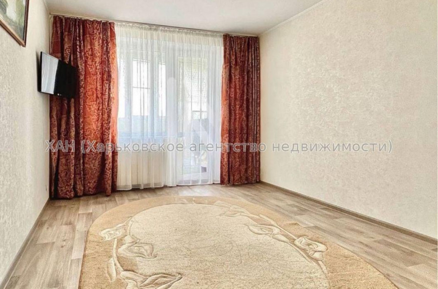 Продам квартиру, Победы просп. , 3  ком., 69 м², капитальный ремонт 