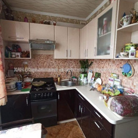 Продам квартиру, Тракторостроителей просп. , д. 105 , 3  ком., 62 м², косметический ремонт