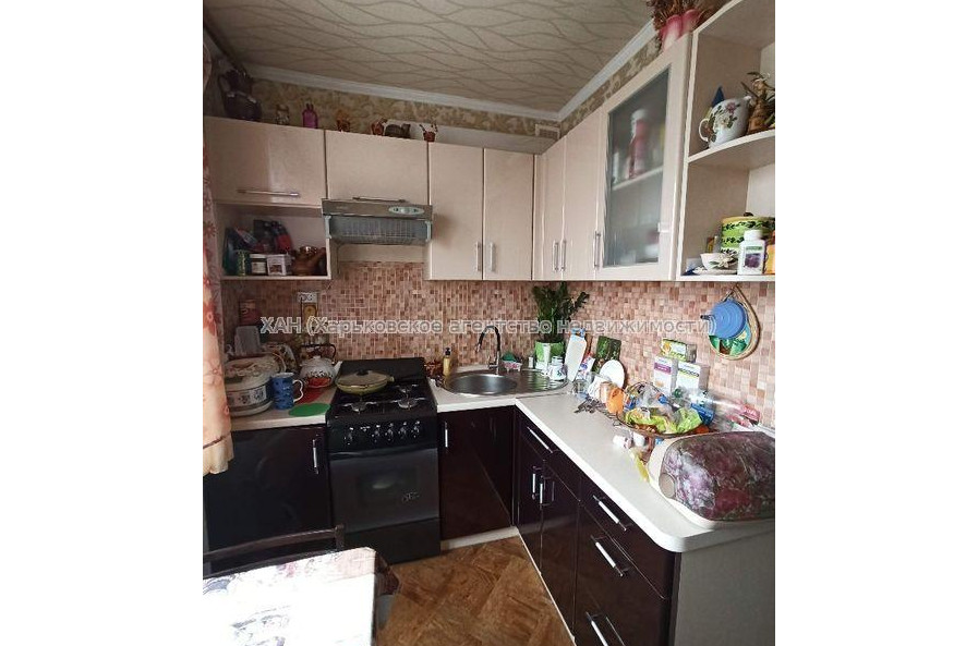 Продам квартиру, Тракторостроителей просп. , д. 105 , 3  ком., 62 м², косметический ремонт 