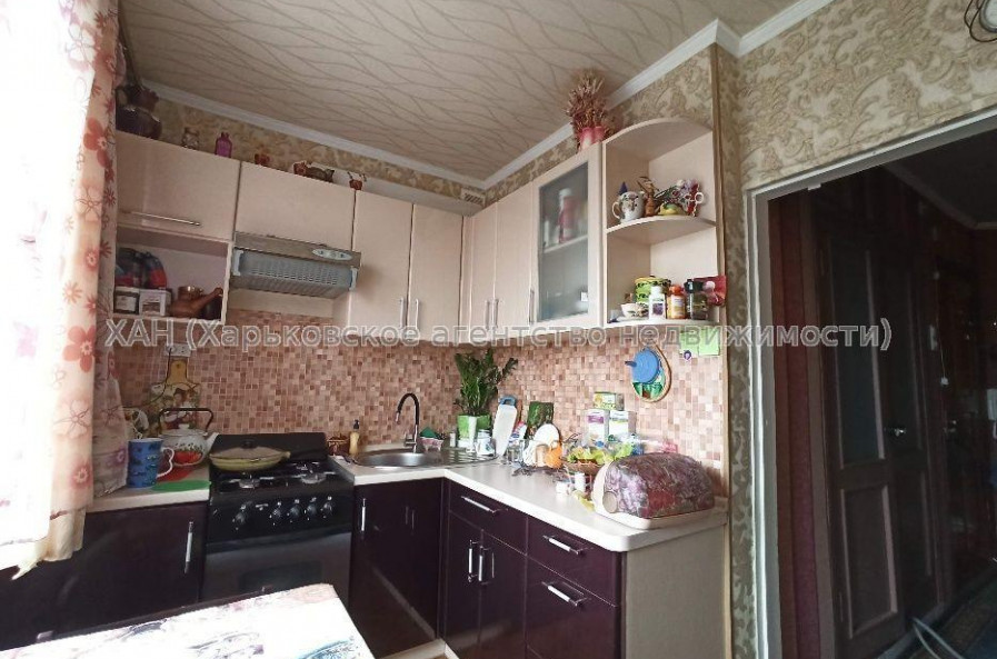 Продам квартиру, Тракторостроителей просп. , д. 105 , 3  ком., 62 м², косметический ремонт 