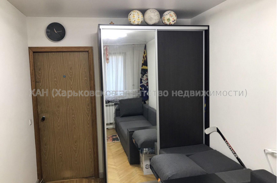 Продам квартиру, Жасминовый б-р , 3 кім., 56 м², косметический ремонт 