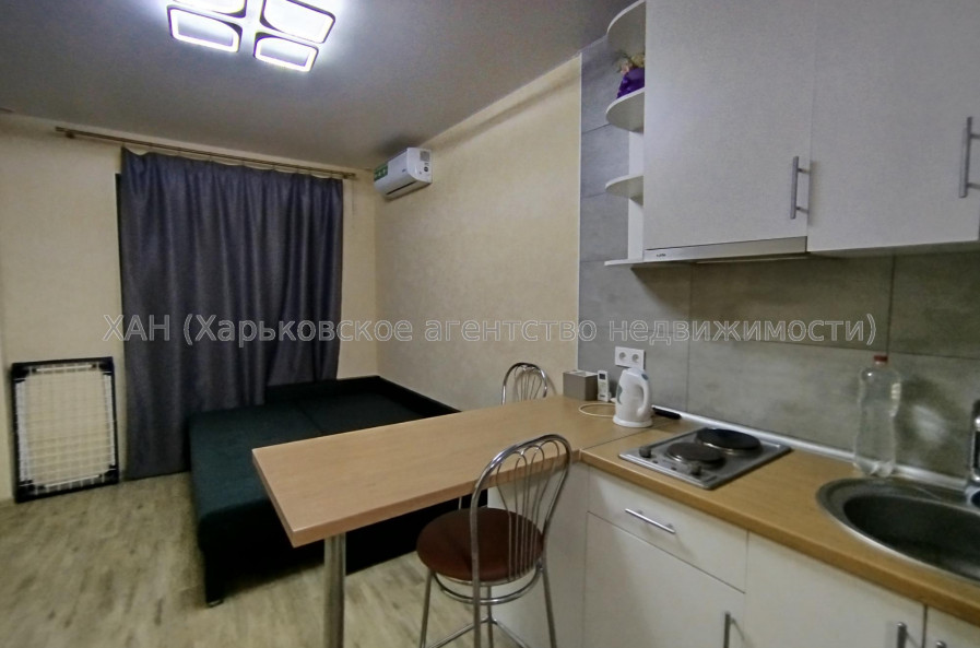 Сдам квартиру, Ковалевская ул. , 1  ком., 18 м², капитальный ремонт 