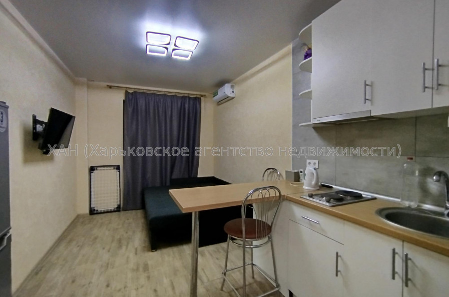 Сдам квартиру, Ковалевская ул. , 1  ком., 18 м², капитальный ремонт 