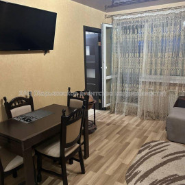 Продам квартиру, Кибальчича ул. , 3 кім., 68.70 м², евроремонт