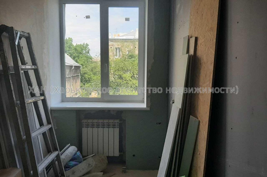 Продам квартиру, Григория Сковороды ул. , 3 кім., 64 м², без отделочных работ 