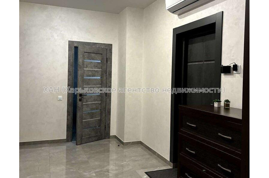 Продам квартиру, Клочковская ул. , 2  ком., 75.30 м², евроремонт 