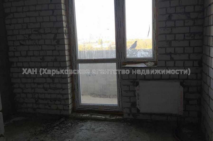 Продам квартиру, Мира ул. , 2 кім., 57.30 м², без внутренних работ 