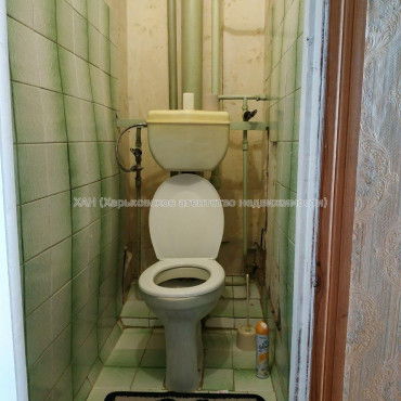 Продам квартиру, Соборности Украины ул. , 1 кім., 38 м², косметический ремонт 