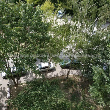 Продам квартиру, Соборности Украины ул. , 1 кім., 38 м², косметический ремонт 