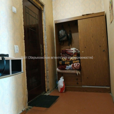 Продам квартиру, Соборности Украины ул. , 1 кім., 38 м², косметический ремонт 