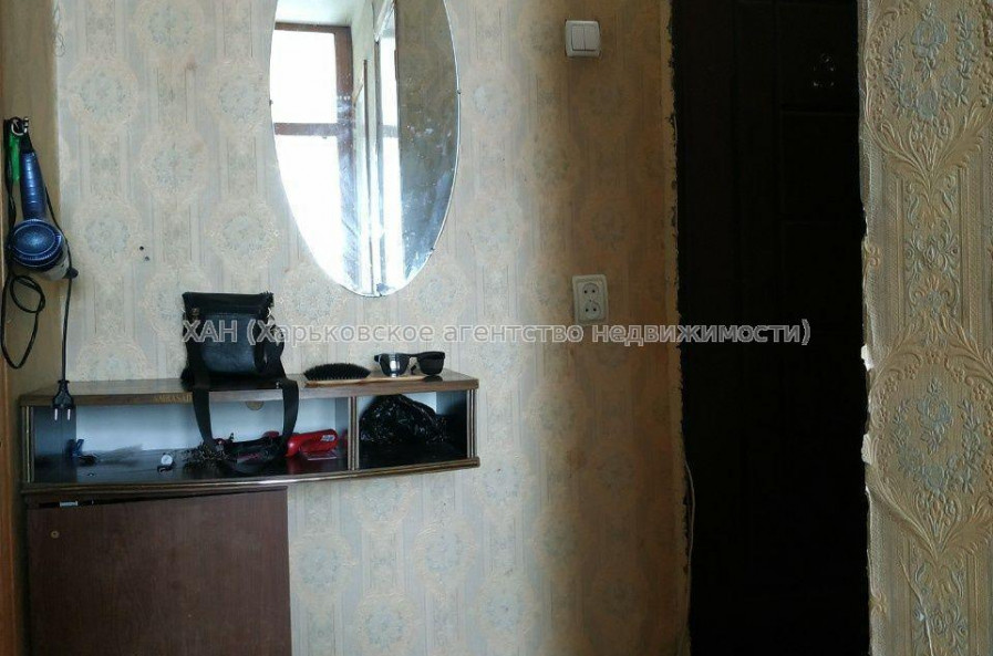 Продам квартиру, Соборности Украины ул. , 1  ком., 38 м², советский ремонт 