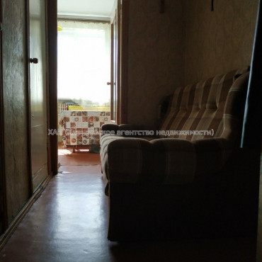 Продам квартиру, Соборности Украины ул. , 1 кім., 38 м², косметический ремонт 