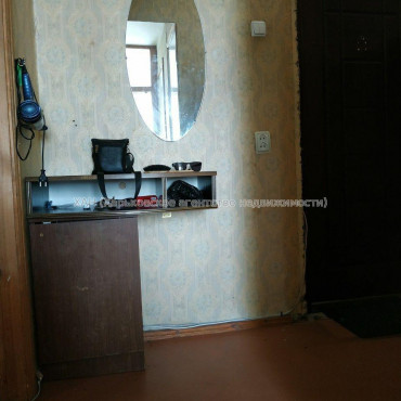 Продам квартиру, Соборности Украины ул. , 1 кім., 38 м², косметический ремонт 