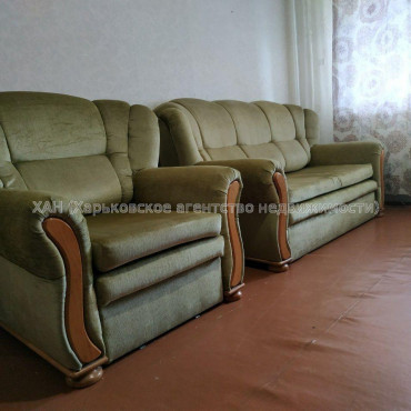 Продам квартиру, Соборности Украины ул. , 1 кім., 38 м², косметический ремонт 