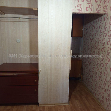 Продам квартиру, Ощепкова Андрея ул. , 1 кім., 17.90 м², косметический ремонт 